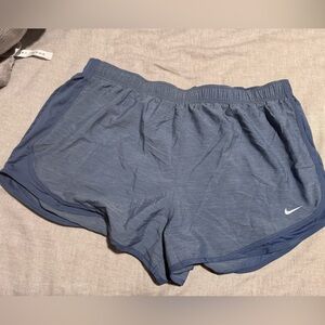NIKE Dri-fit running Shorts XL NWT